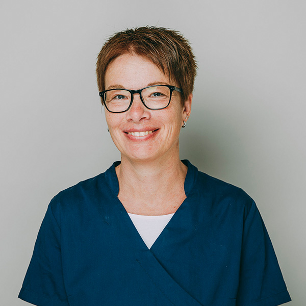 Ein Portrait von Tanja Kögel in der Zahnarztpraxis Emma Klein in Rastede